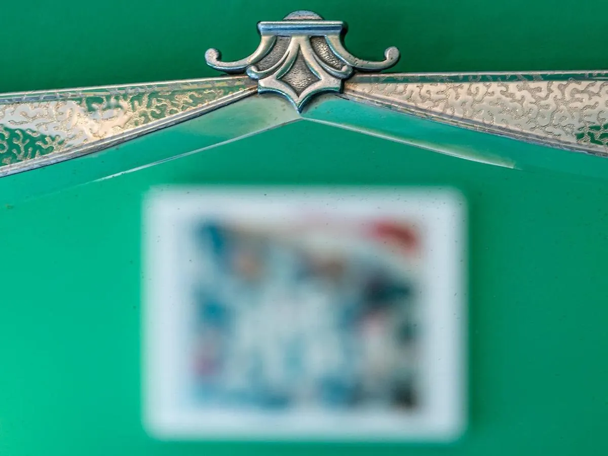 Holiday home Pass The Keys Colourful, Quirky Artist-Owned 3 Bed Next To Cafes Villa Belfast